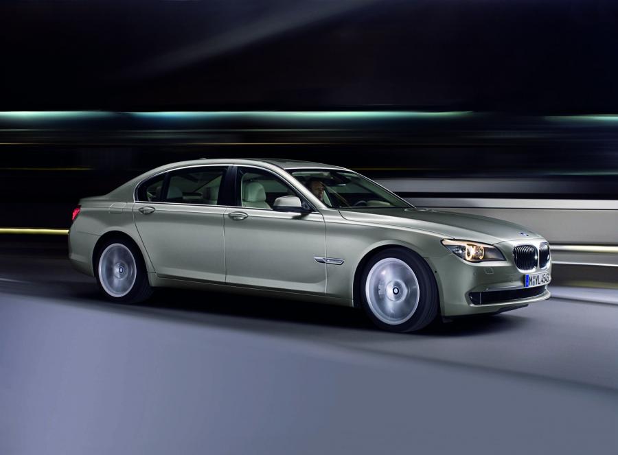  BMW 7-Series 2009 года  (фото 69 из 167)